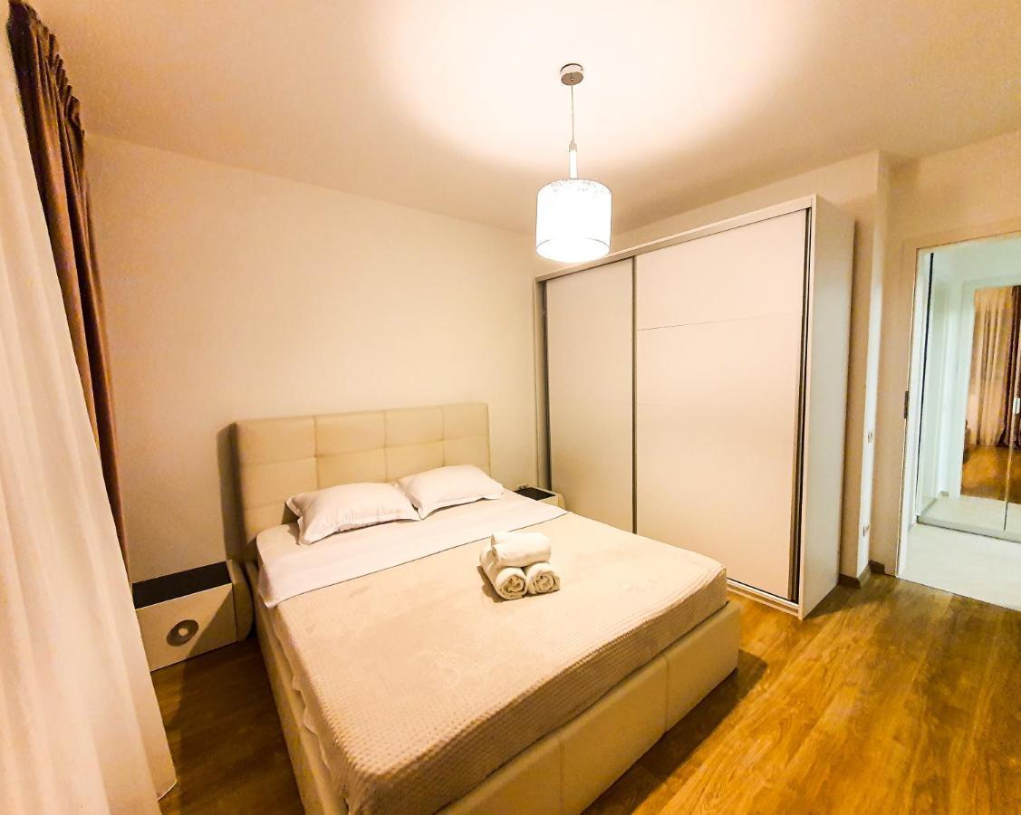 Luxurious Retreat 1Br Apartment With Netflix, Private Parking And Self Check In Popesti-Leordeni المظهر الخارجي الصورة